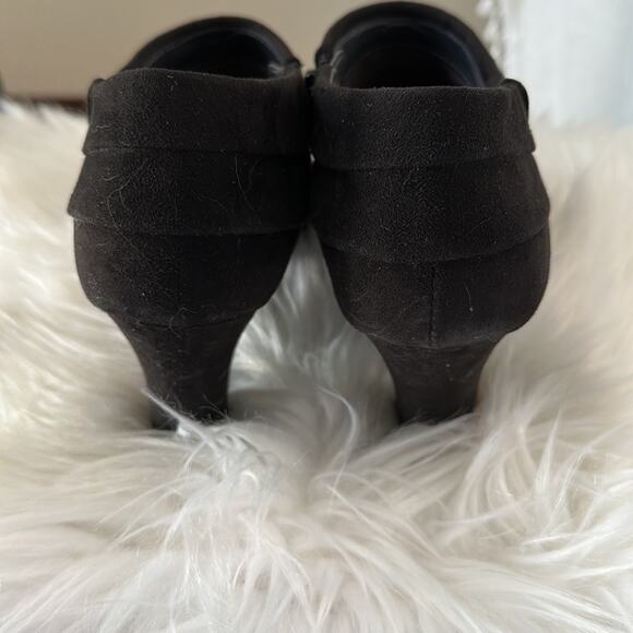 Aerosoles | Role Player Faux Suede Booties Size 8 - Picture 3 of 10